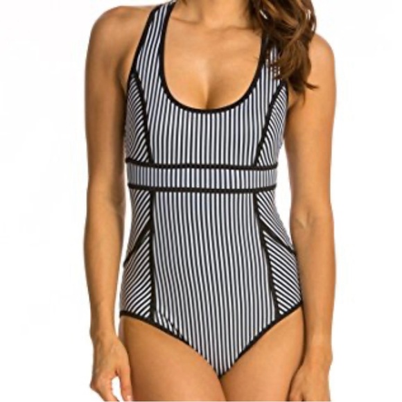 SPANX One Piece Shaping Swimsuit NWOT size 12 - Picture 1 of 9